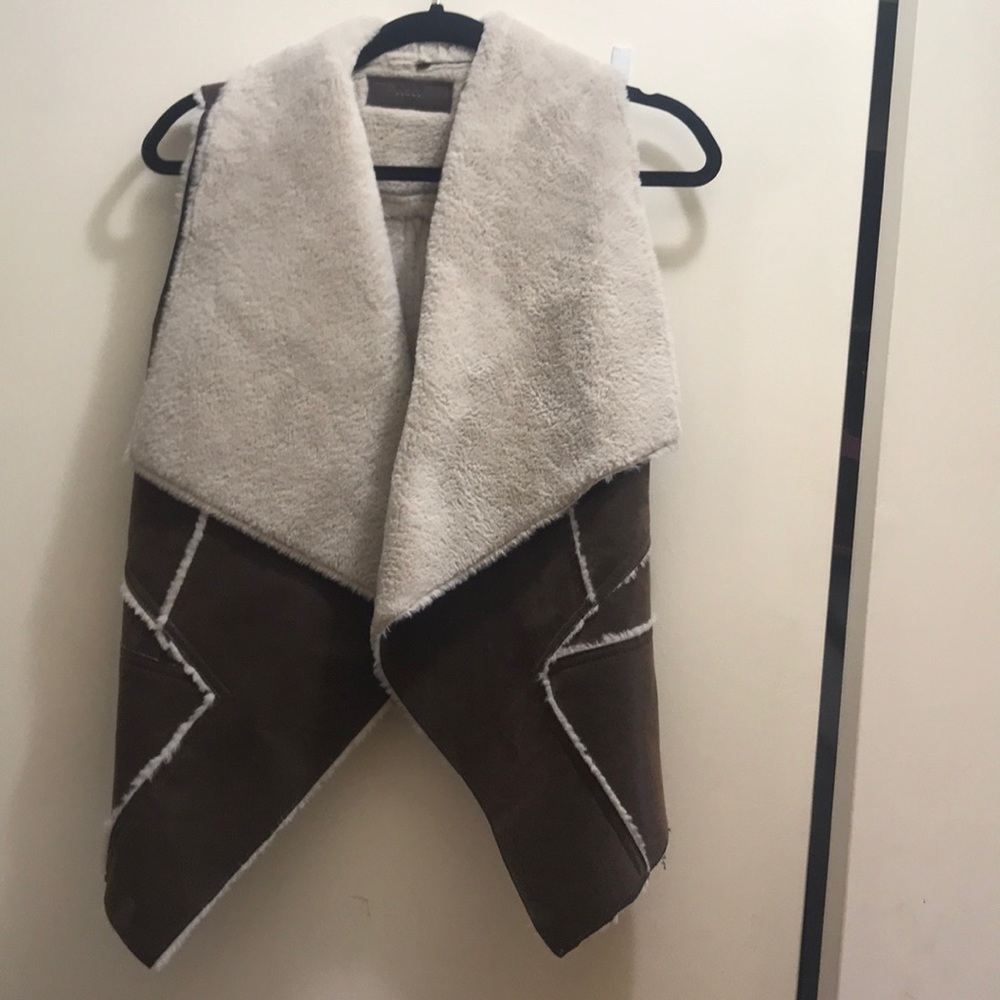Faux leather and fur Vest